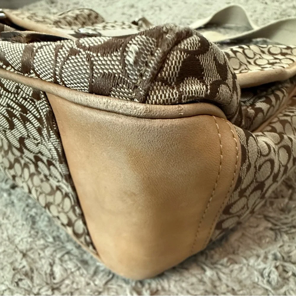 Coach Signature Voyager Messenger Bag No J0968-F70183 Tan, Beige, & Brown - Picture 6 of 16